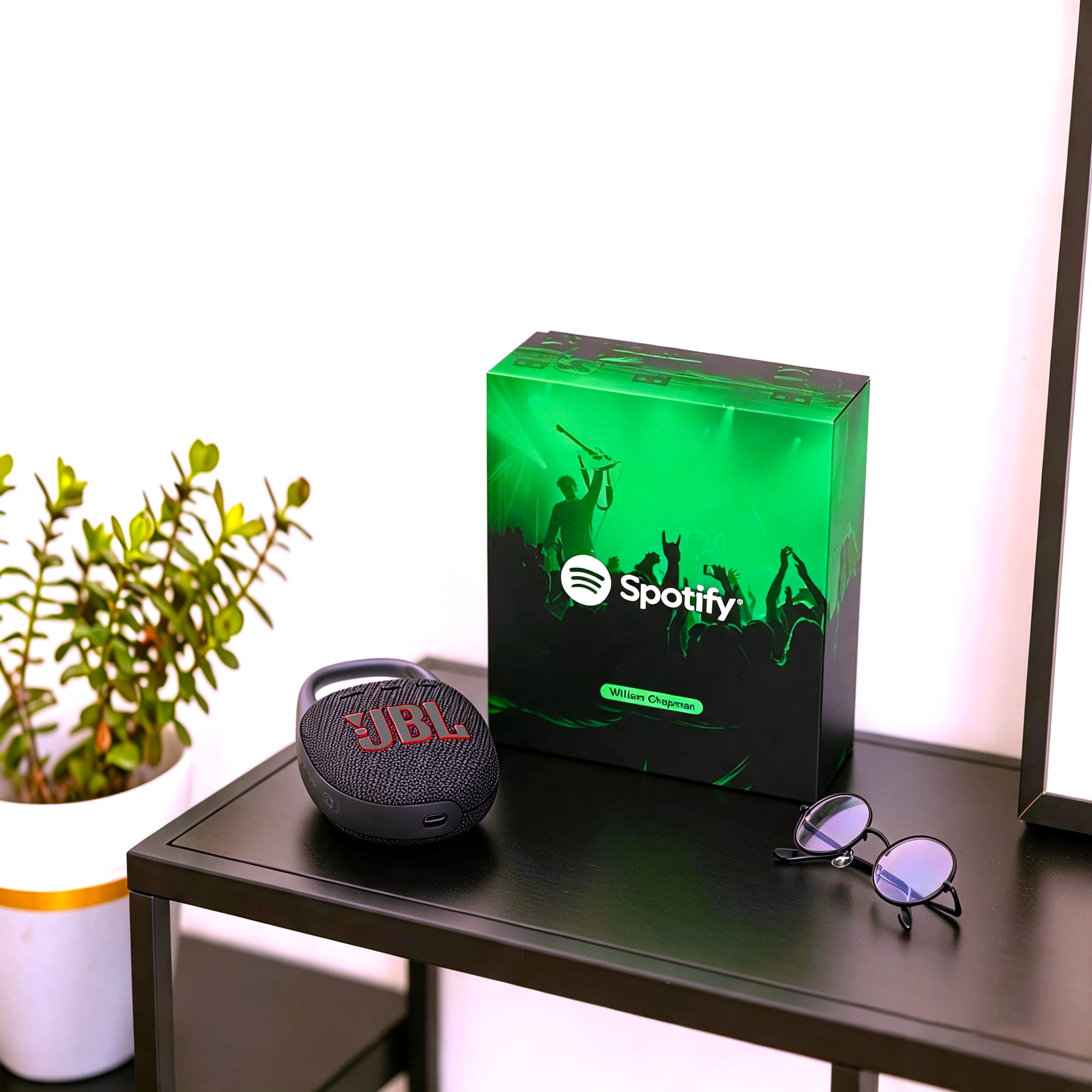 JBL Clip 5 Speaker 0